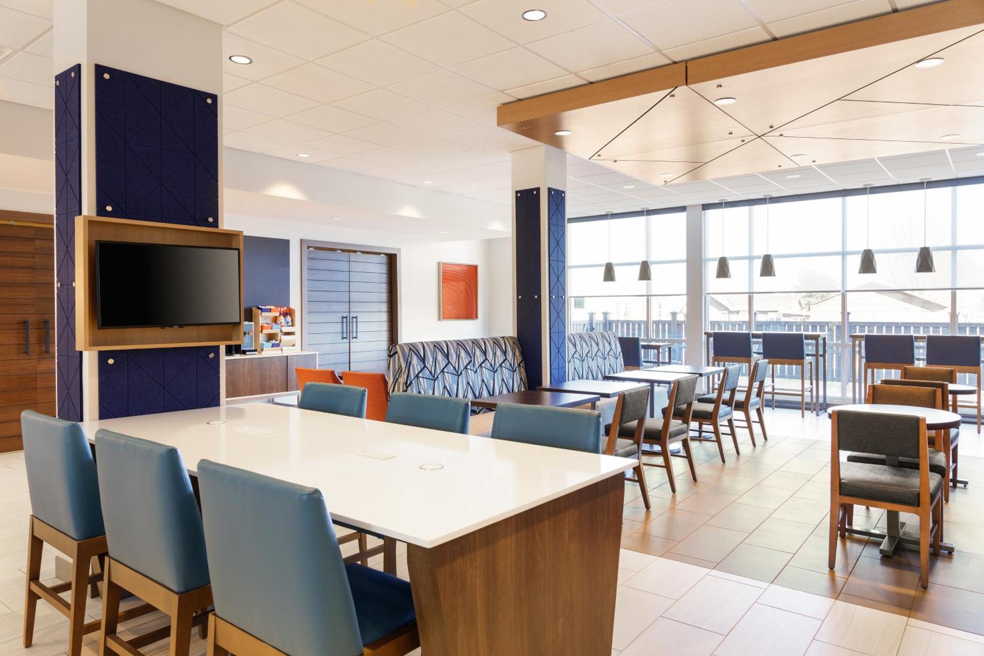 Holiday Inn Express Baltimore At The Stadiums By Ihg Exterior foto