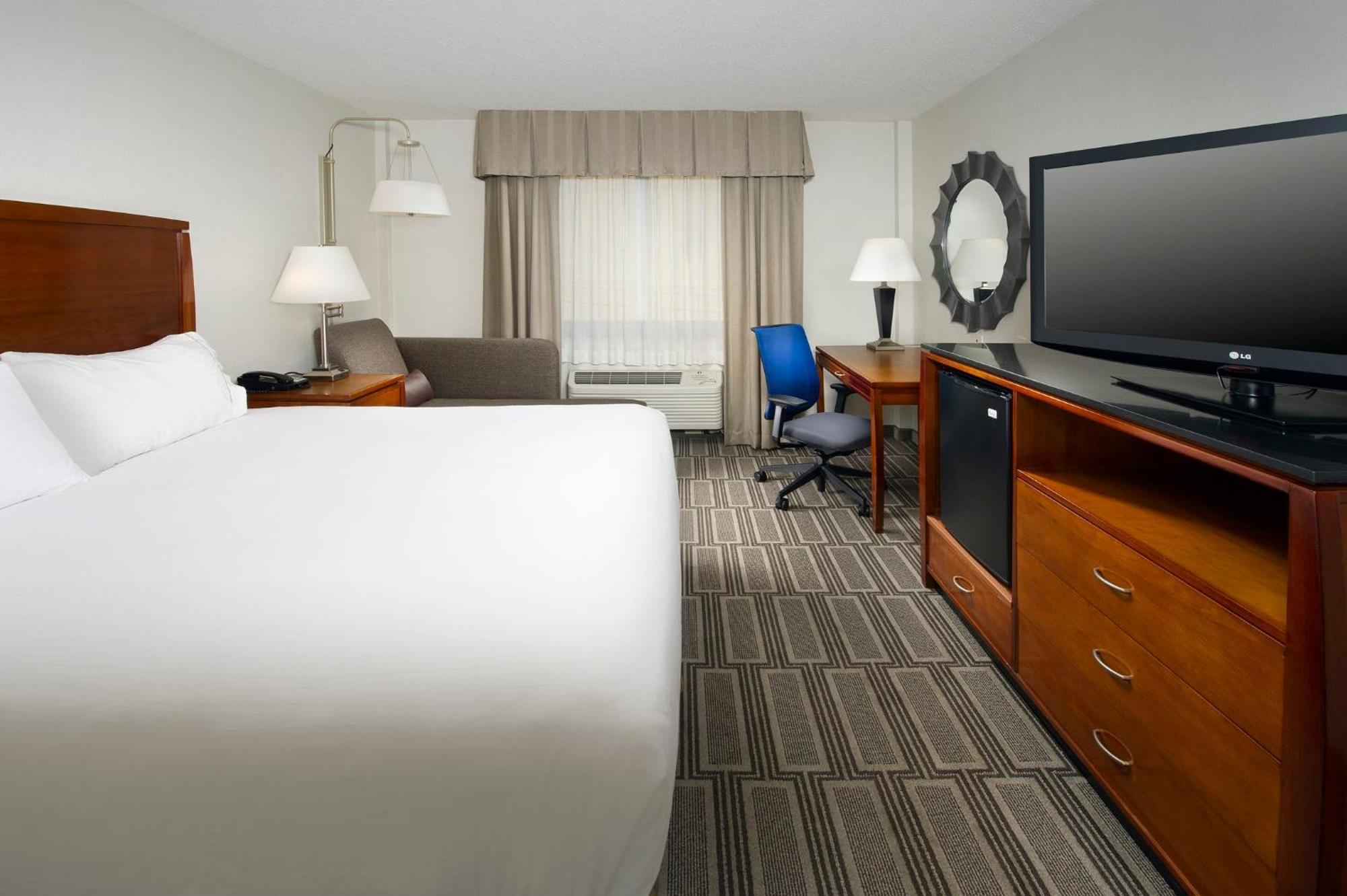 Holiday Inn Express Baltimore At The Stadiums By Ihg Exterior foto